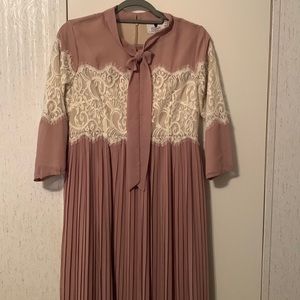 Dainty Jewells tan and white dress